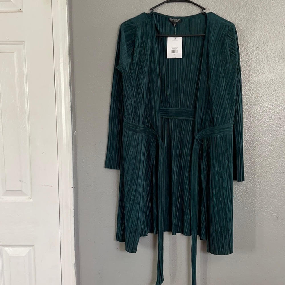 Emerald green robe/ dress? Was a gift